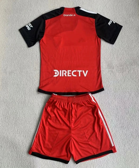 River Plate Secondary Child Kit 2023/24