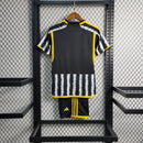 Kit Infantil Juventus Home 2023/24