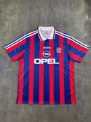 Camisa Home do Bayern de Munique 1995/98