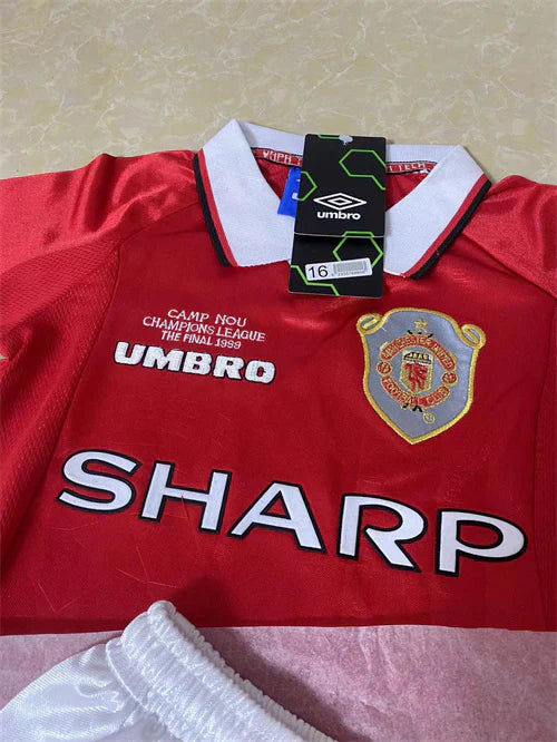 Home Child Kit Manchester United 1999/00