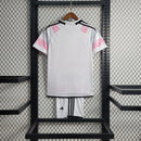 Kit infantil secundário da Juventus 2023/24