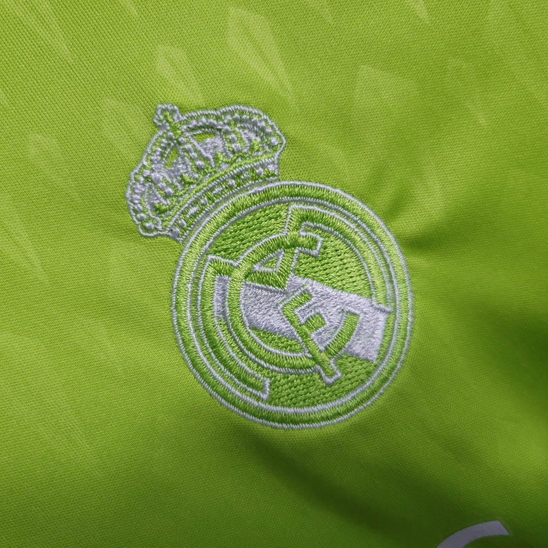 Kit infantil GK Verde Real Madrid 2023/24