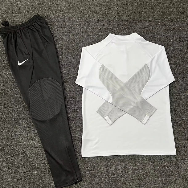 Sporting 2 Tracksuit w/T-shirt