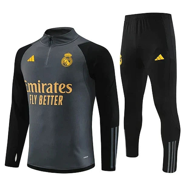 Real Madrid Tracksuit w/ 2023/24 Shirt