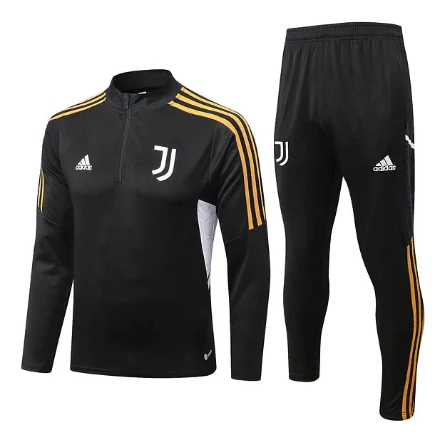 Juventus Tracksuit w/shirt 2022/23