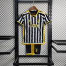 Kit Infantil Juventus Home 2023/24