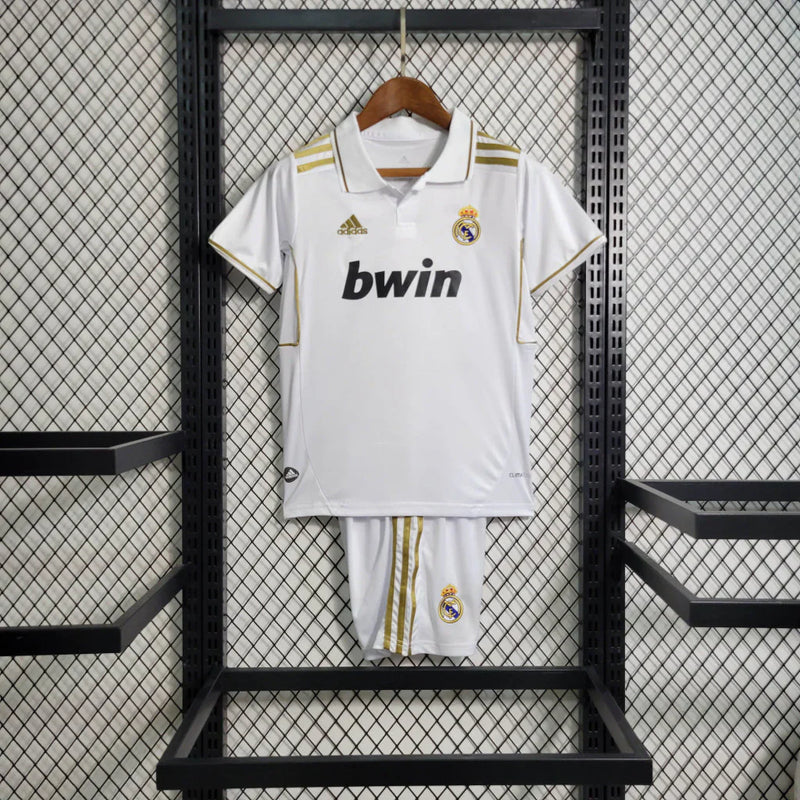 Kit infantil do Real Madrid 2011/12 Home