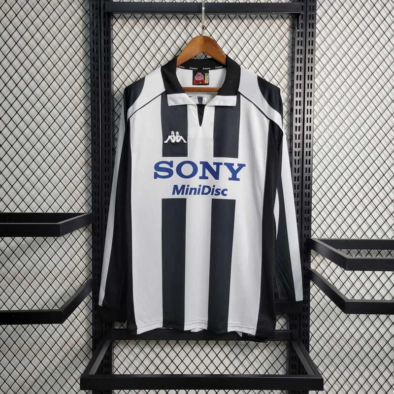 Juventus Long Sleeve Home Shirt 97/98