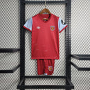 Kit infantil West Ham Home 2023/24